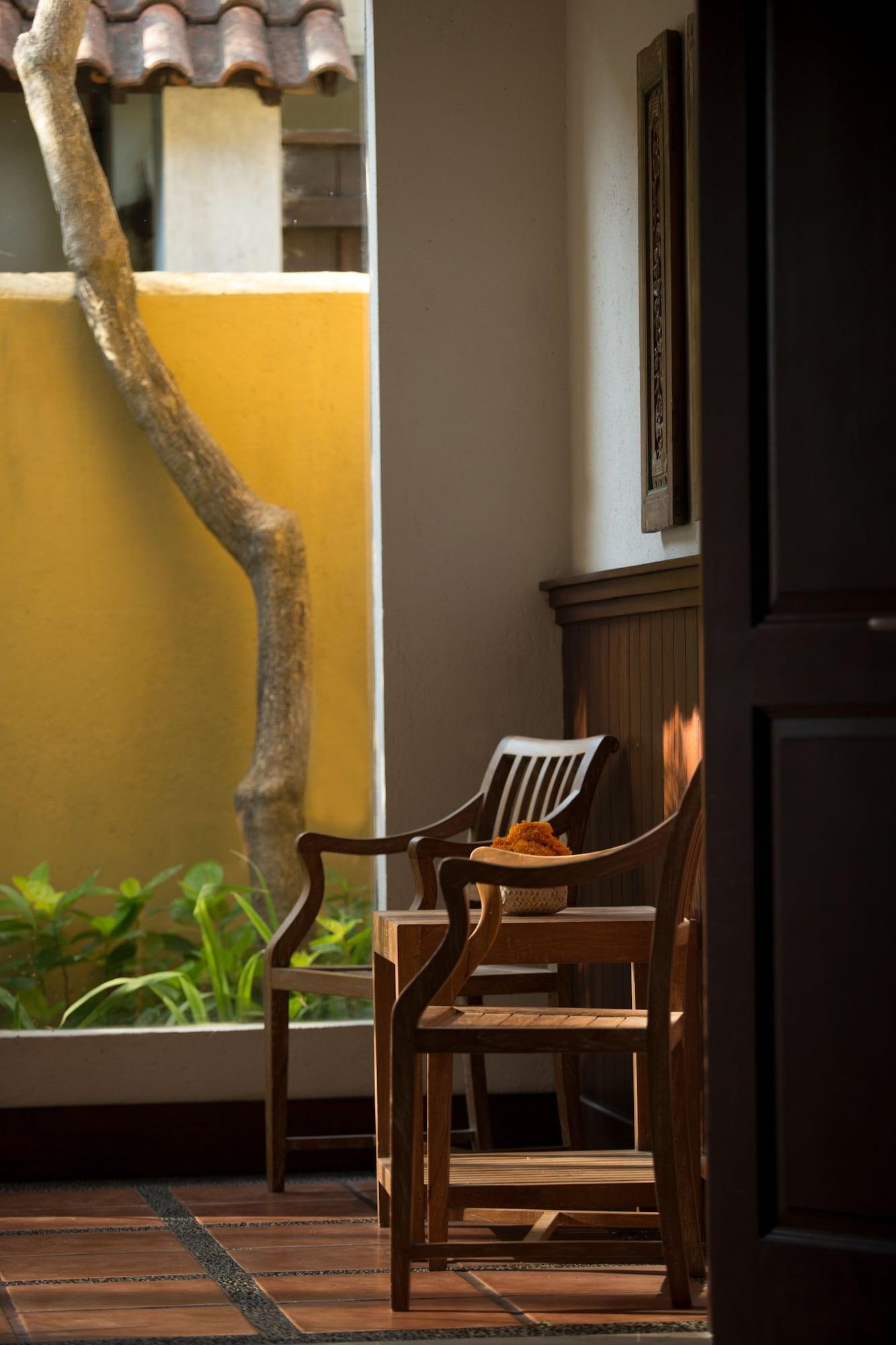 Alaya Dedaun Kuta Villa Legian Exterior foto