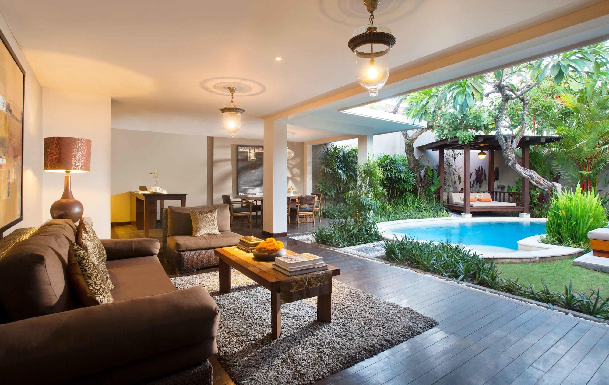 Alaya Dedaun Kuta Villa Legian Exterior foto