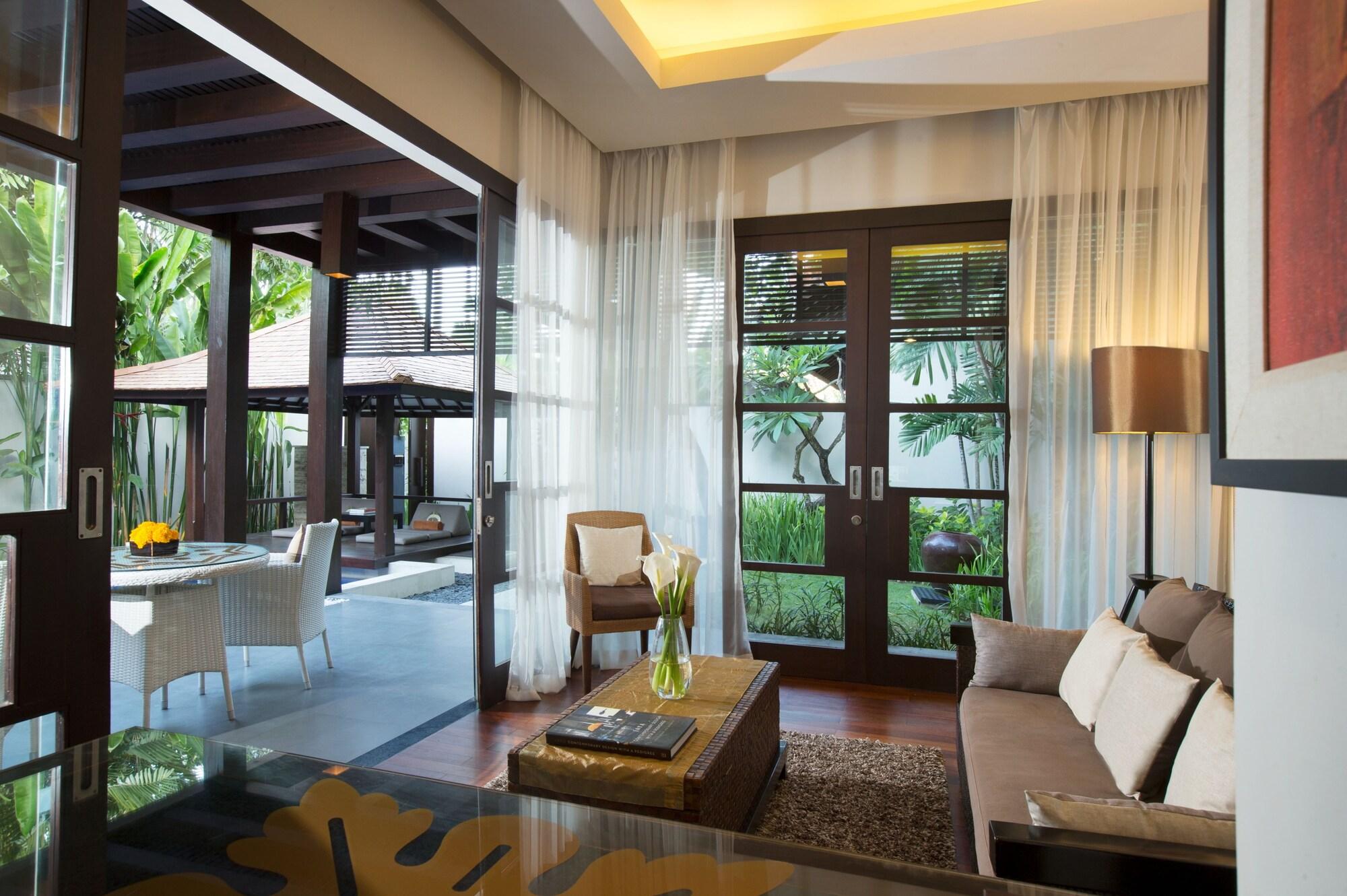 Alaya Dedaun Kuta Villa Legian Exterior foto