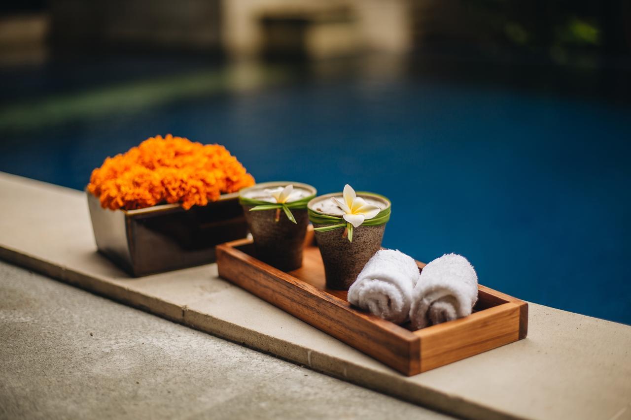 Alaya Dedaun Kuta Villa Legian Exterior foto